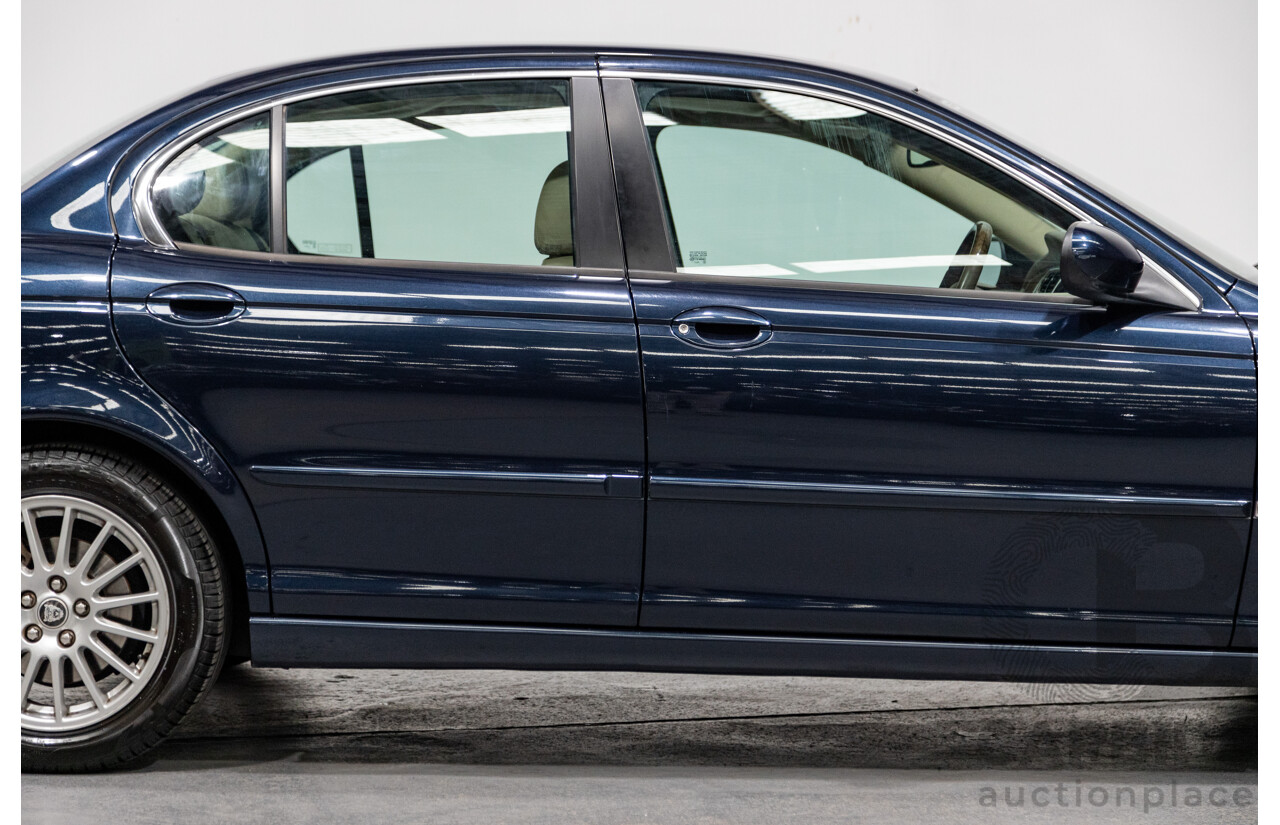10/2006 Jaguar X Type 2.1 V6 LE MY06 4d Sedan Indigo Blue Metallic V6 2.1L