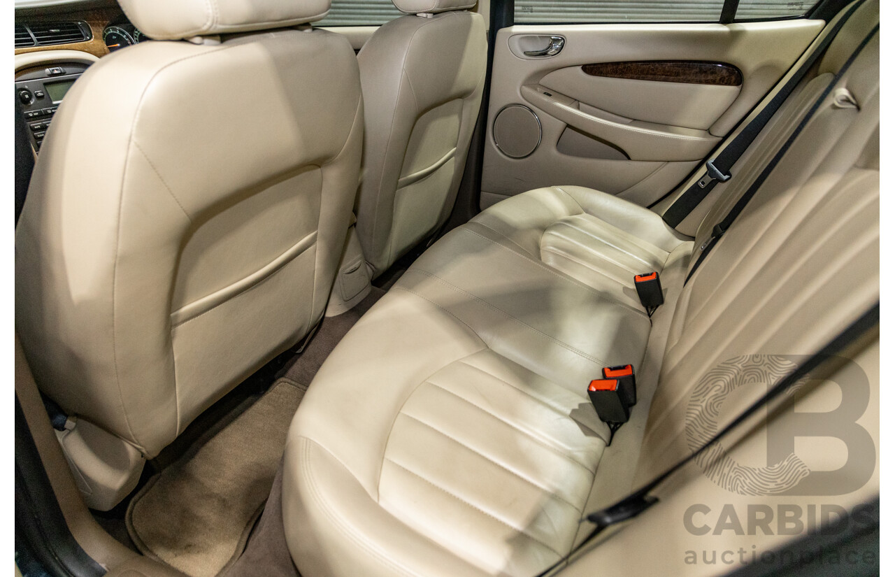 10/2006 Jaguar X Type 2.1 V6 LE MY06 4d Sedan Indigo Blue Metallic V6 2.1L