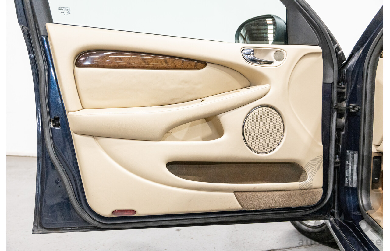 10/2006 Jaguar X Type 2.1 V6 LE MY06 4d Sedan Indigo Blue Metallic V6 2.1L