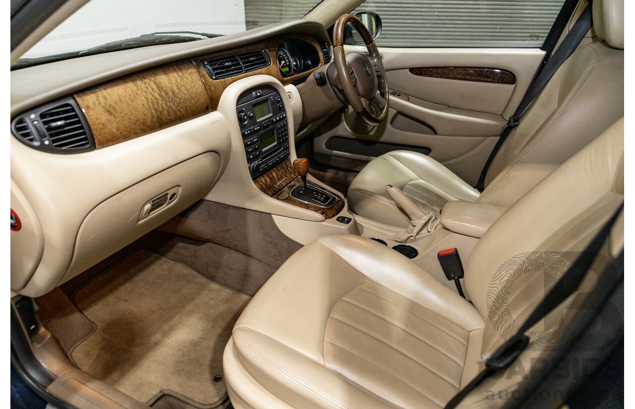 10/2006 Jaguar X Type 2.1 V6 LE MY06 4d Sedan Indigo Blue Metallic V6 2.1L