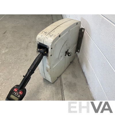 Graco Oil Dispensing Retractable Hose Reel