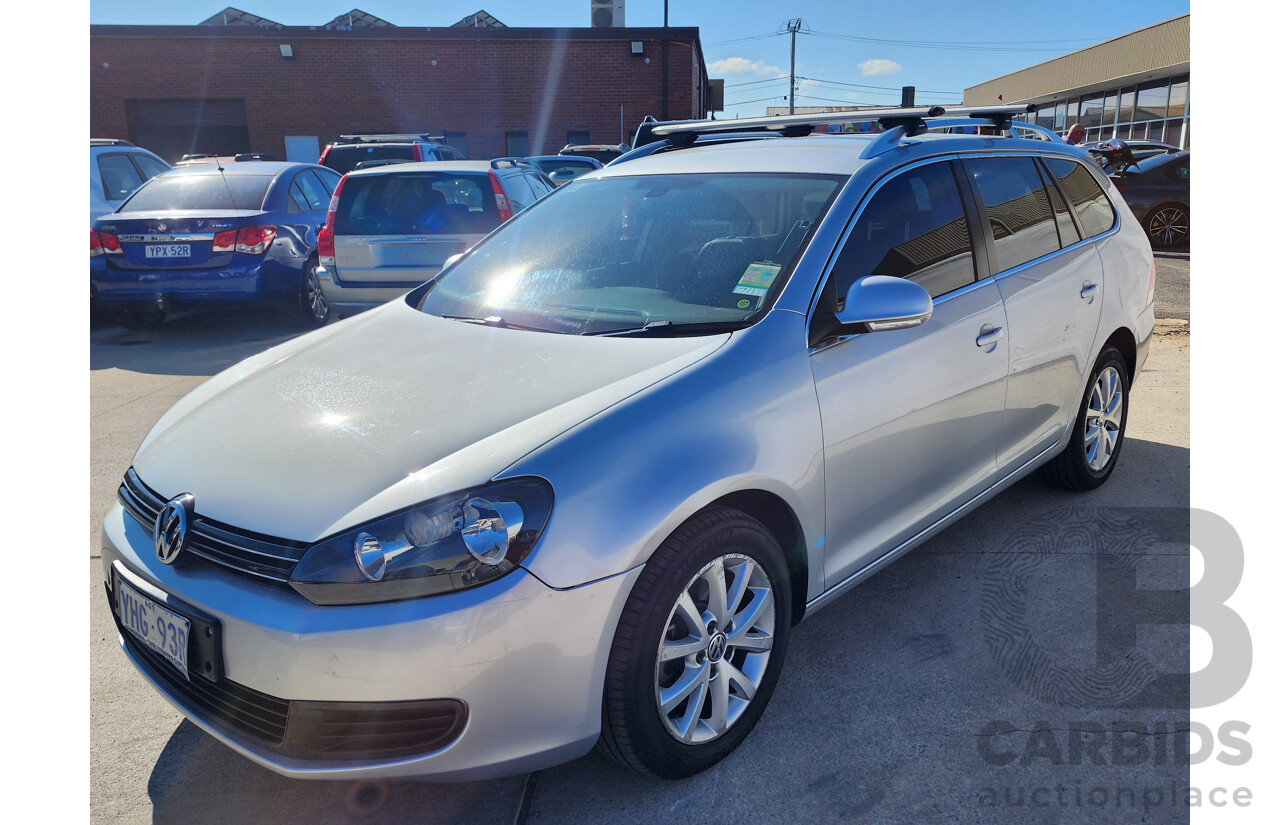 08/2010 Volkswagen Golf 103 TDI COMFORTLINE FWD 1K MY10 4D Wagon Silver 2.0L