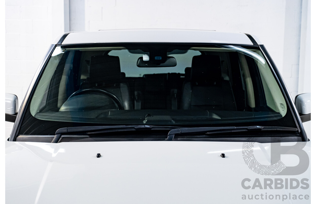 4/2011 Range Rover Range Rover Sport 3.0 TDV6 (4x4) MY11 4d Wagon Fuji White Turbo Diesel V6 3.0L