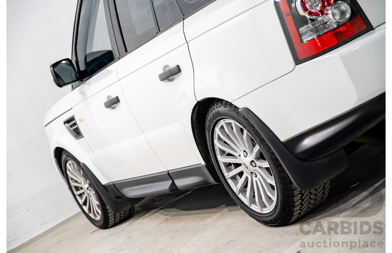4/2011 Range Rover Range Rover Sport 3.0 TDV6 (4x4) MY11 4d Wagon Fuji White Turbo Diesel V6 3.0L