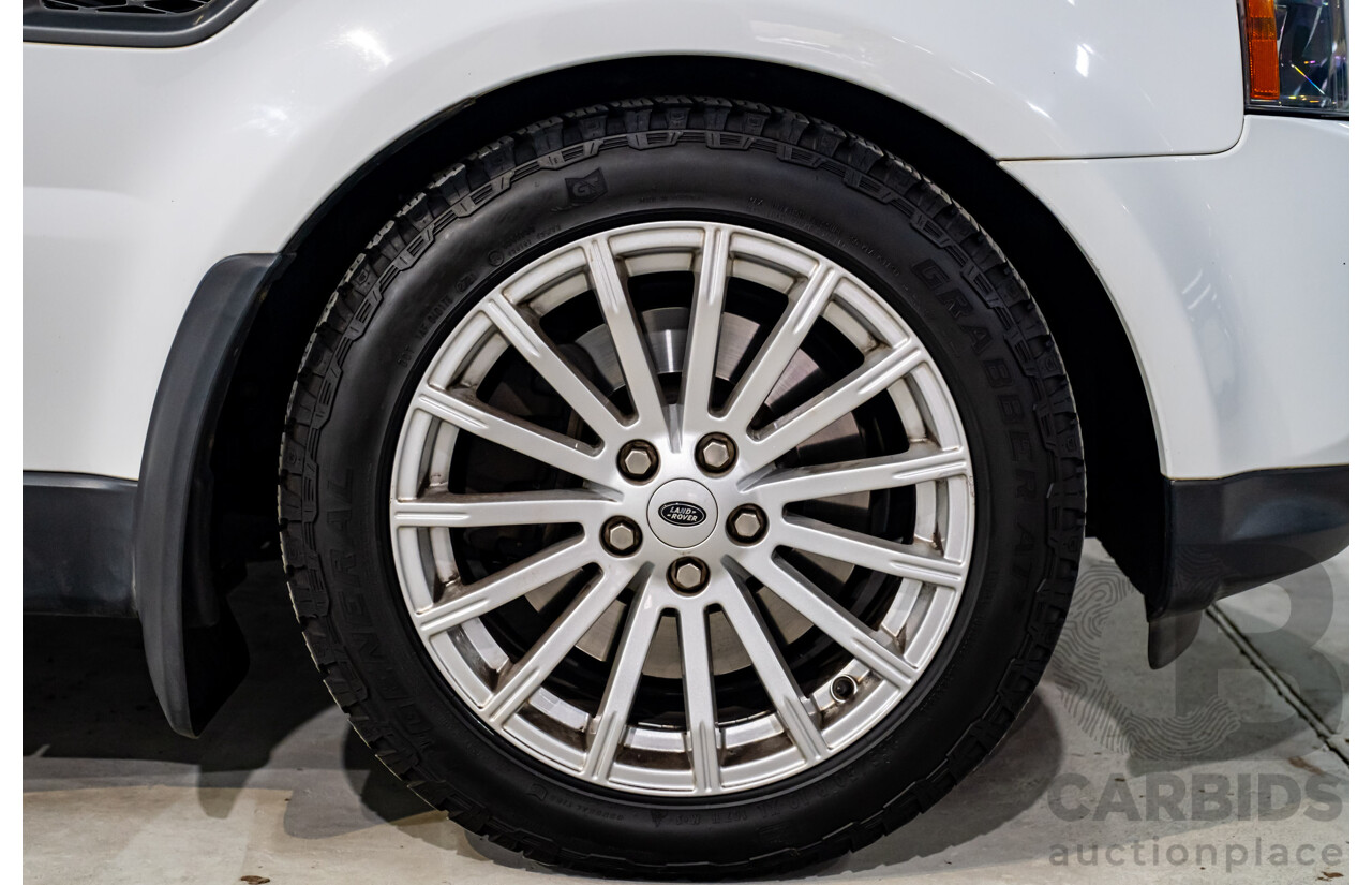 4/2011 Range Rover Range Rover Sport 3.0 TDV6 (4x4) MY11 4d Wagon Fuji White Turbo Diesel V6 3.0L