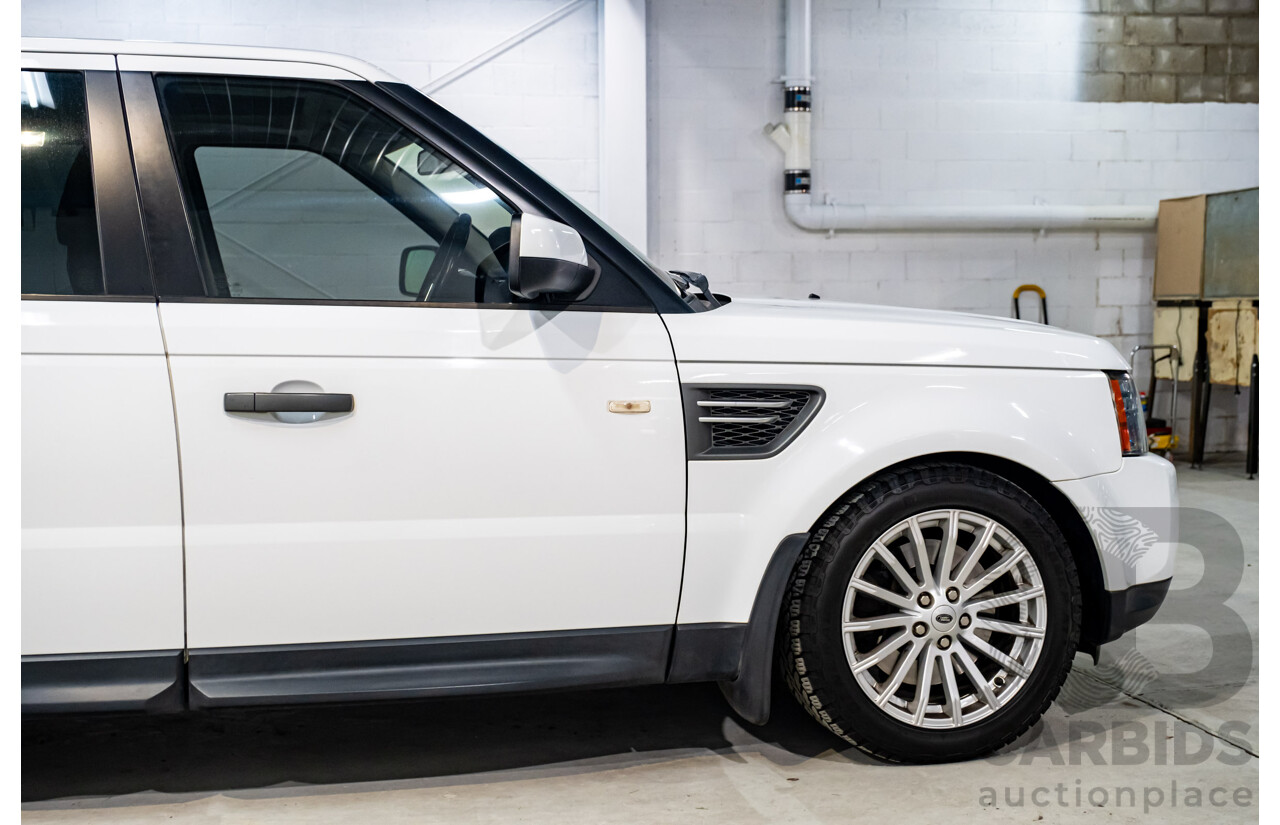 4/2011 Range Rover Range Rover Sport 3.0 TDV6 (4x4) MY11 4d Wagon Fuji White Turbo Diesel V6 3.0L
