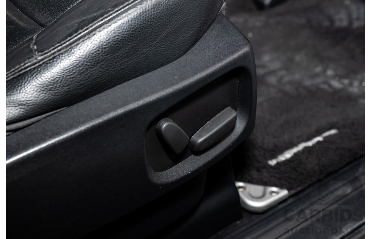 4/2011 Range Rover Range Rover Sport 3.0 TDV6 (4x4) MY11 4d Wagon Fuji White Turbo Diesel V6 3.0L