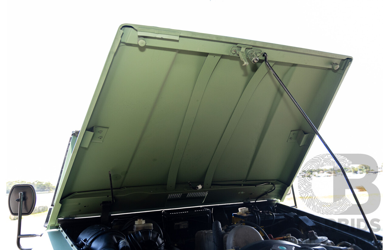 01/1990 Mercedes Benz 240GD Wolf (4x4) W461 3d SWB Open Body Olive Green Diesel 2.4L - Ex-Singapore Military