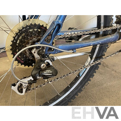 Giant Trail Glide 1 Mountain Bike