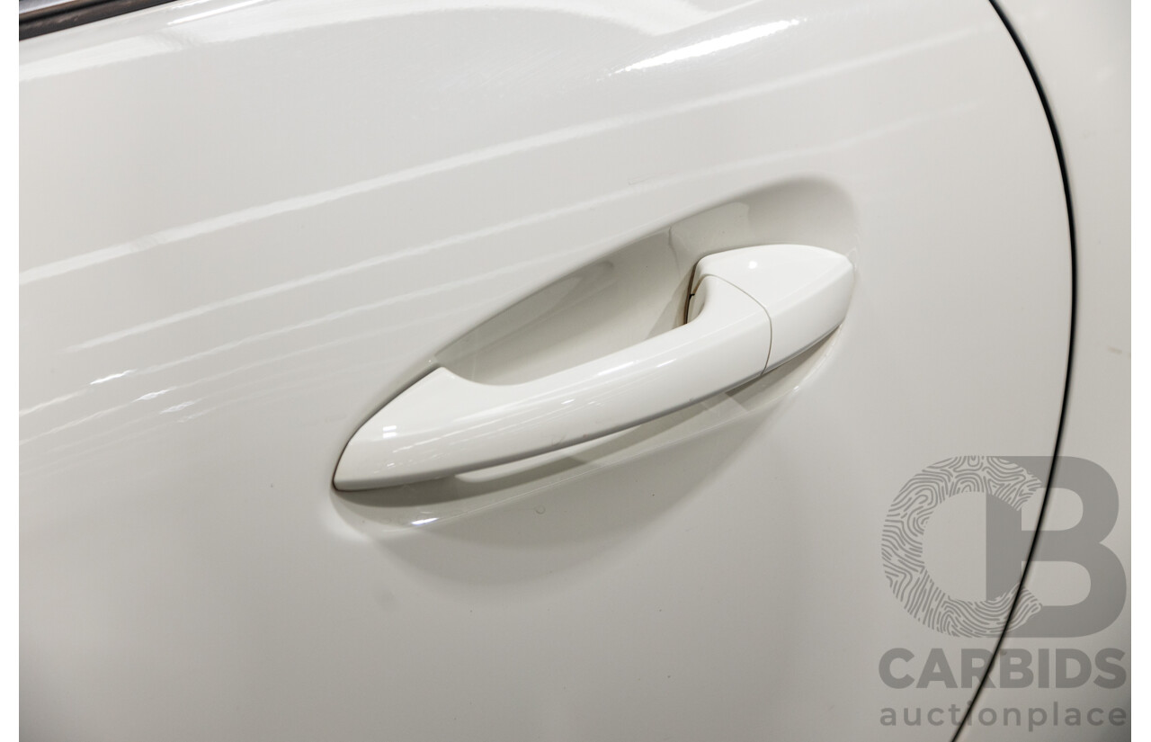 3/2013 Mercedes Benz SLK 250 AMG Package R172 MY13 2d Convertible Calcite White Turbo 1.8L