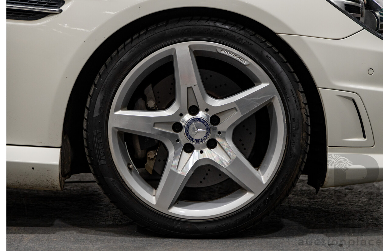 3/2013 Mercedes Benz SLK 250 AMG Package R172 MY13 2d Convertible Calcite White Turbo 1.8L