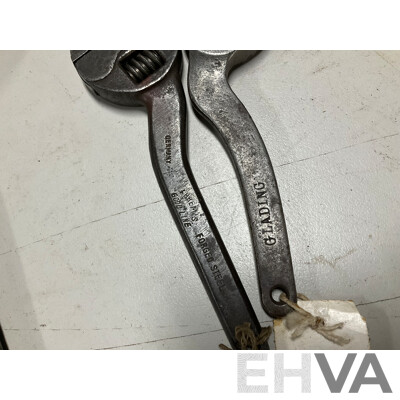 Twelve Vintage Adjustable Spanners, Crank Arm, Twist Handle Including Glading and Lhrem's