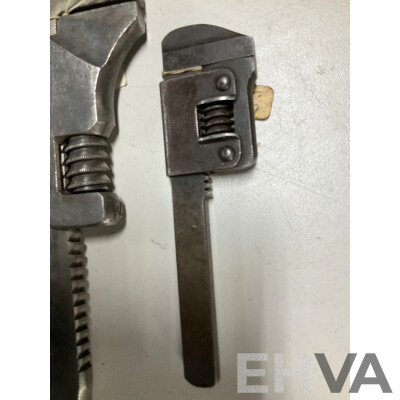 Twelve Vintage Adjustable Spanners, Crank Arm, Twist Handle Including Glading and Lhrem's