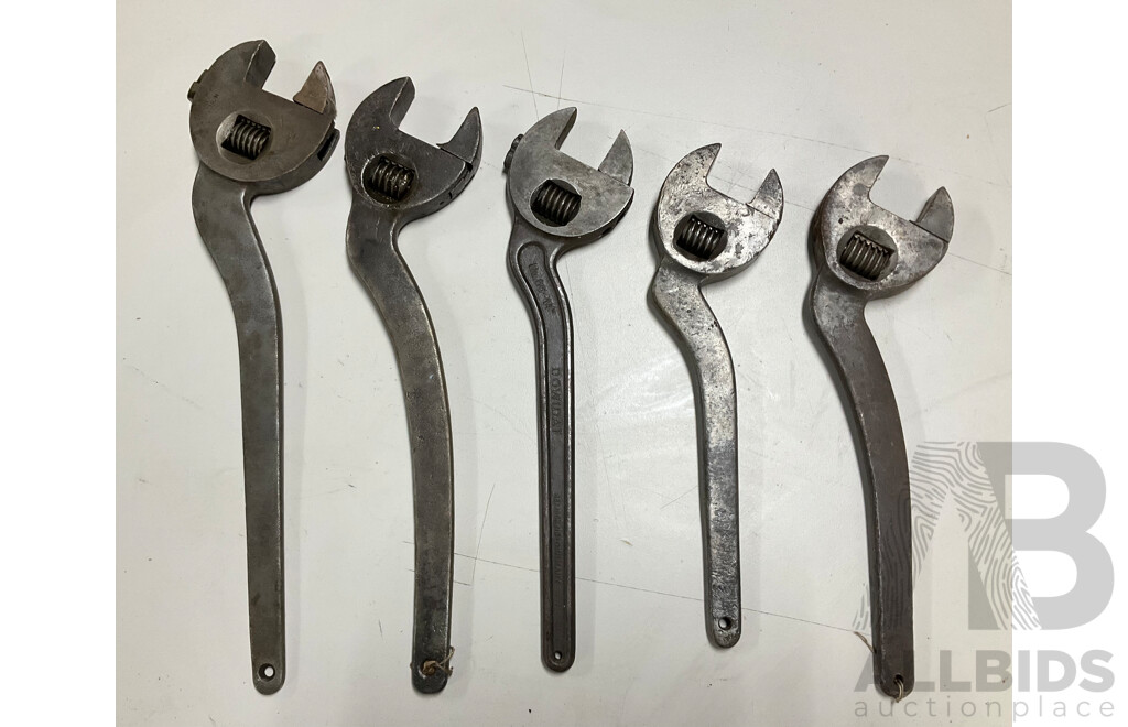 Five Vintage Crank Arm Adjustable Spanners Including Dowidat