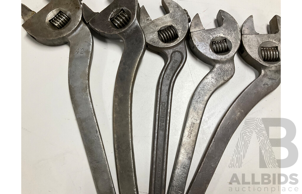 Five Vintage Crank Arm Adjustable Spanners Including Dowidat