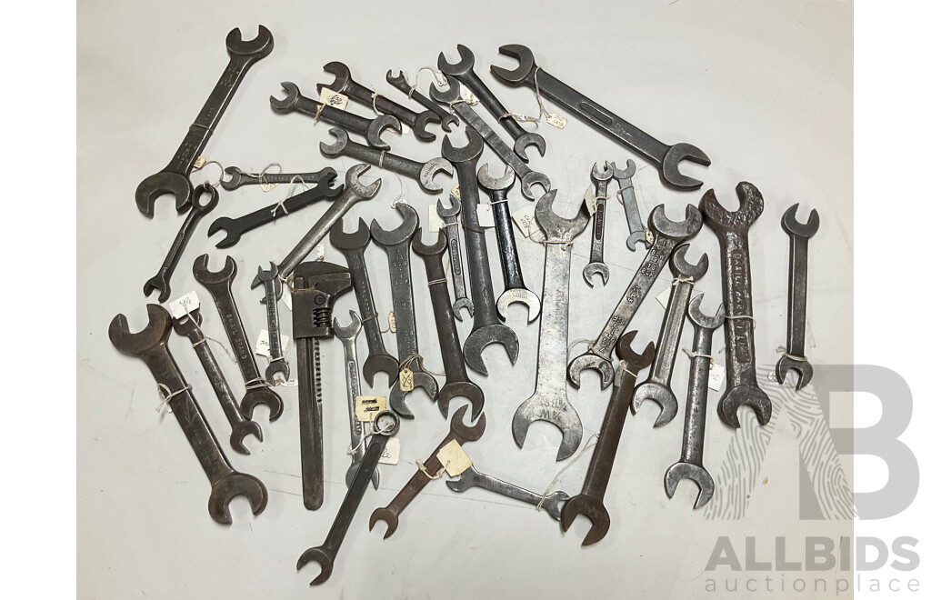 Collection of Vintage Spanners Including Caford Castors Zircalloy, Fairbanks Morse & Co and More