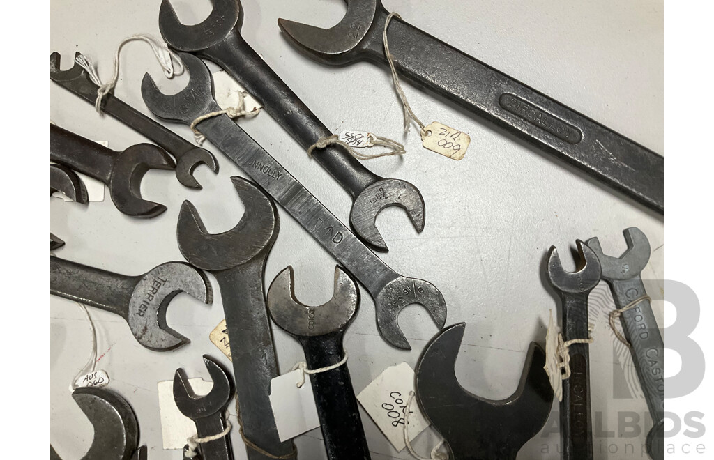 Collection of Vintage Spanners Including Caford Castors Zircalloy, Fairbanks Morse & Co and More