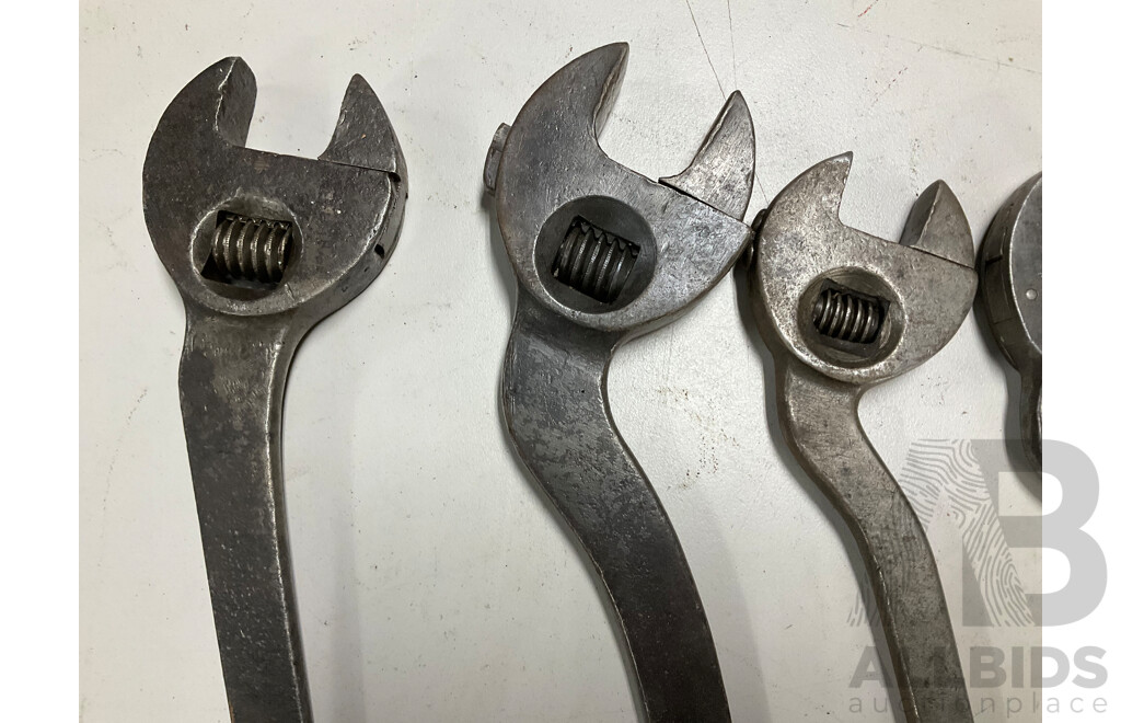 Eight Vintage Crank Arm Adjustable Spanners Including Geodore