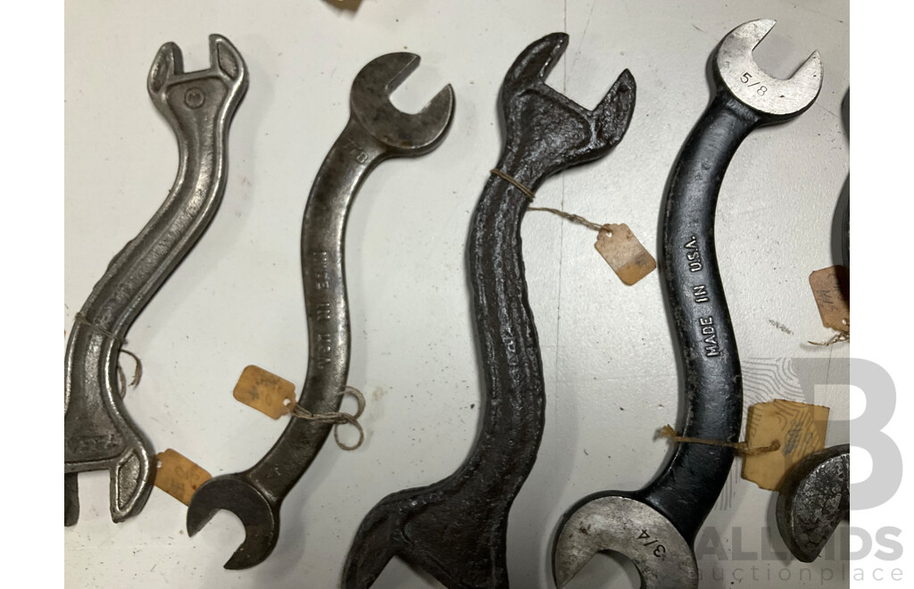 Collection of Vintage 'S' Spanners, Imperial/Whitworth, Most Made in USA with Four Small Adjustable Wrenches Including Richards Bros & Sons Tent Sheffield, Solo Steel, Billings