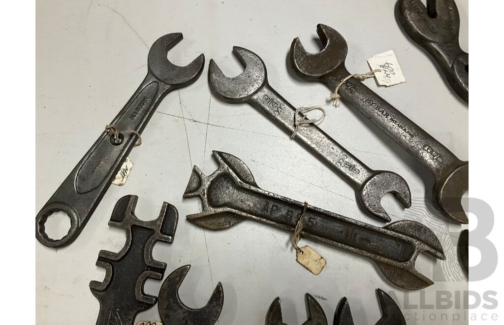Collection of Vintage Spanners Including GMH, Matador, Hy Bar, Hawkeye, Messer