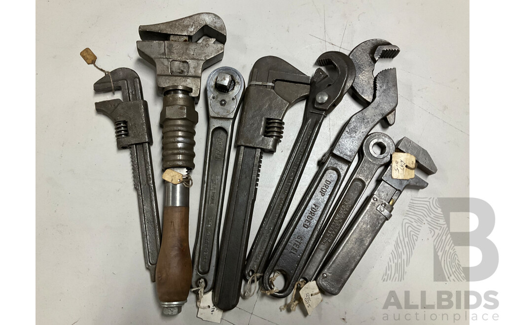 Assortment of Vintage and Antique Adjustable Wrenches and Ratchets Including Snap On, Handcuff Wrench, Gordon Automatic, One Hander, MFG Co