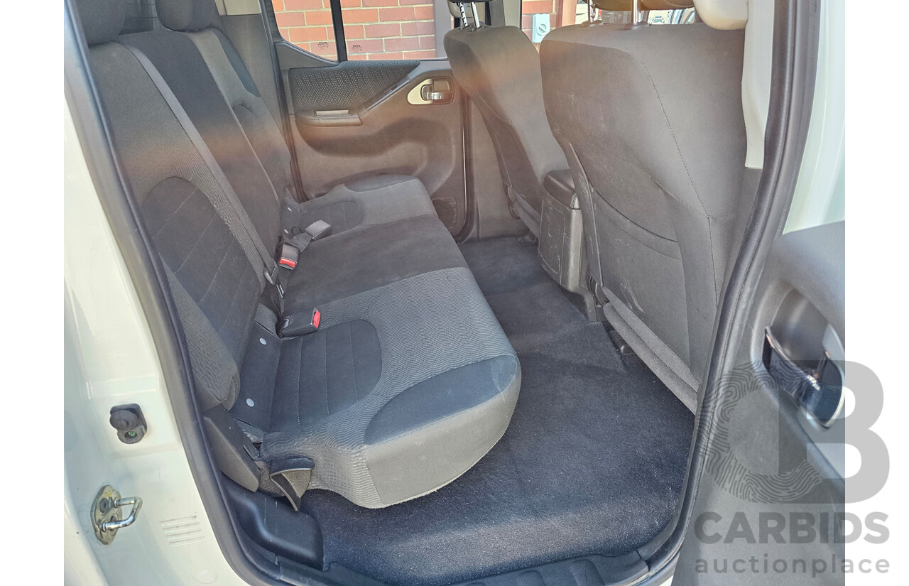 8/2012 Nissan Navara ST (4x2) D40 MY12 Dual Cab P/Up White 2.5L