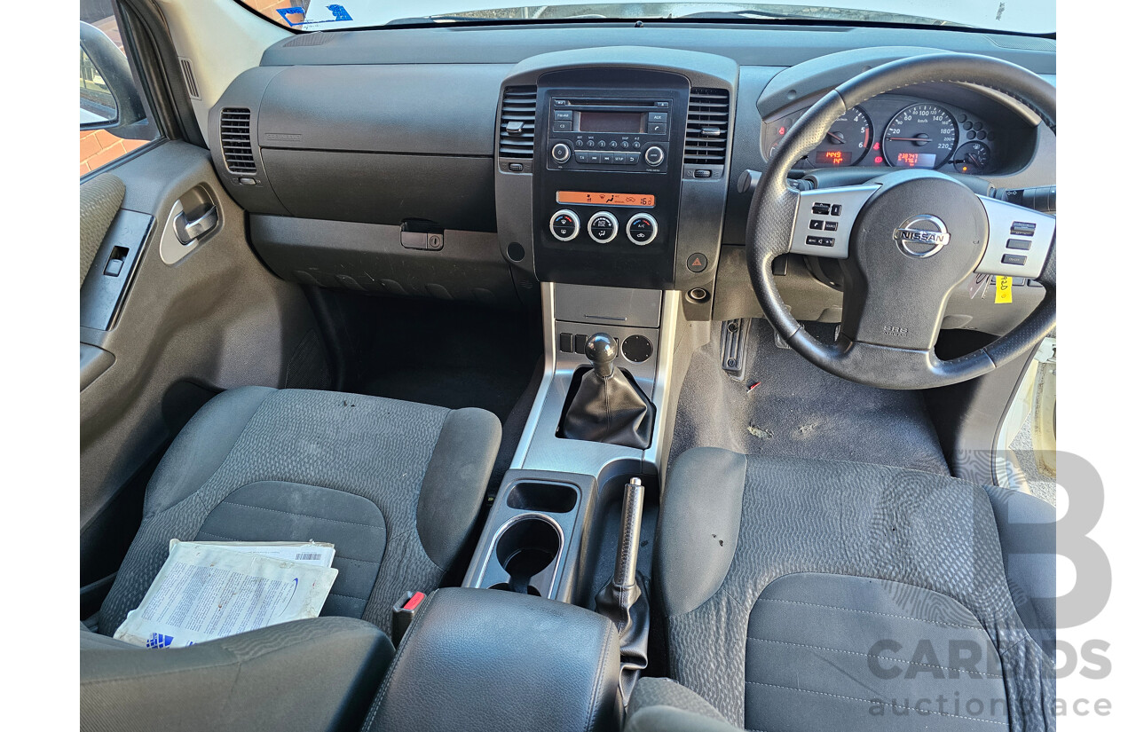 8/2012 Nissan Navara ST (4x2) D40 MY12 Dual Cab P/Up White 2.5L