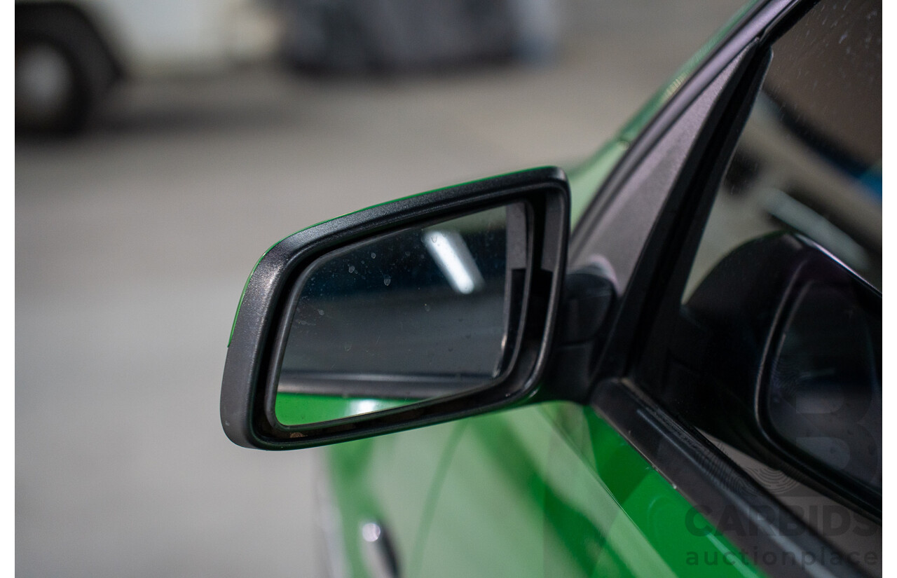 6/2008 Holden Commodore SS-V 60th Anniversary VE MY9.5 4d Sedan Atomic Green Metallic V8 6.0L