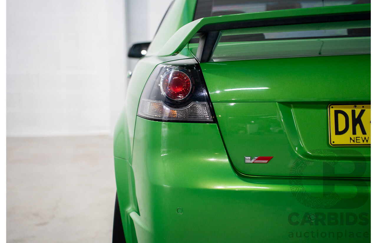 6/2008 Holden Commodore SS-V 60th Anniversary VE MY9.5 4d Sedan Atomic Green Metallic V8 6.0L