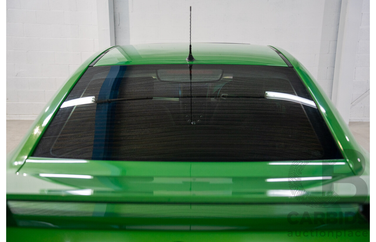 6/2008 Holden Commodore SS-V 60th Anniversary VE MY9.5 4d Sedan Atomic Green Metallic V8 6.0L