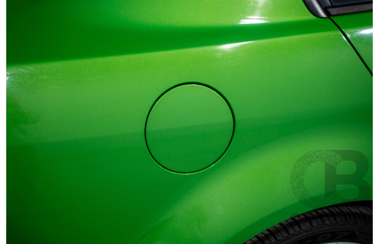 6/2008 Holden Commodore SS-V 60th Anniversary VE MY9.5 4d Sedan Atomic Green Metallic V8 6.0L