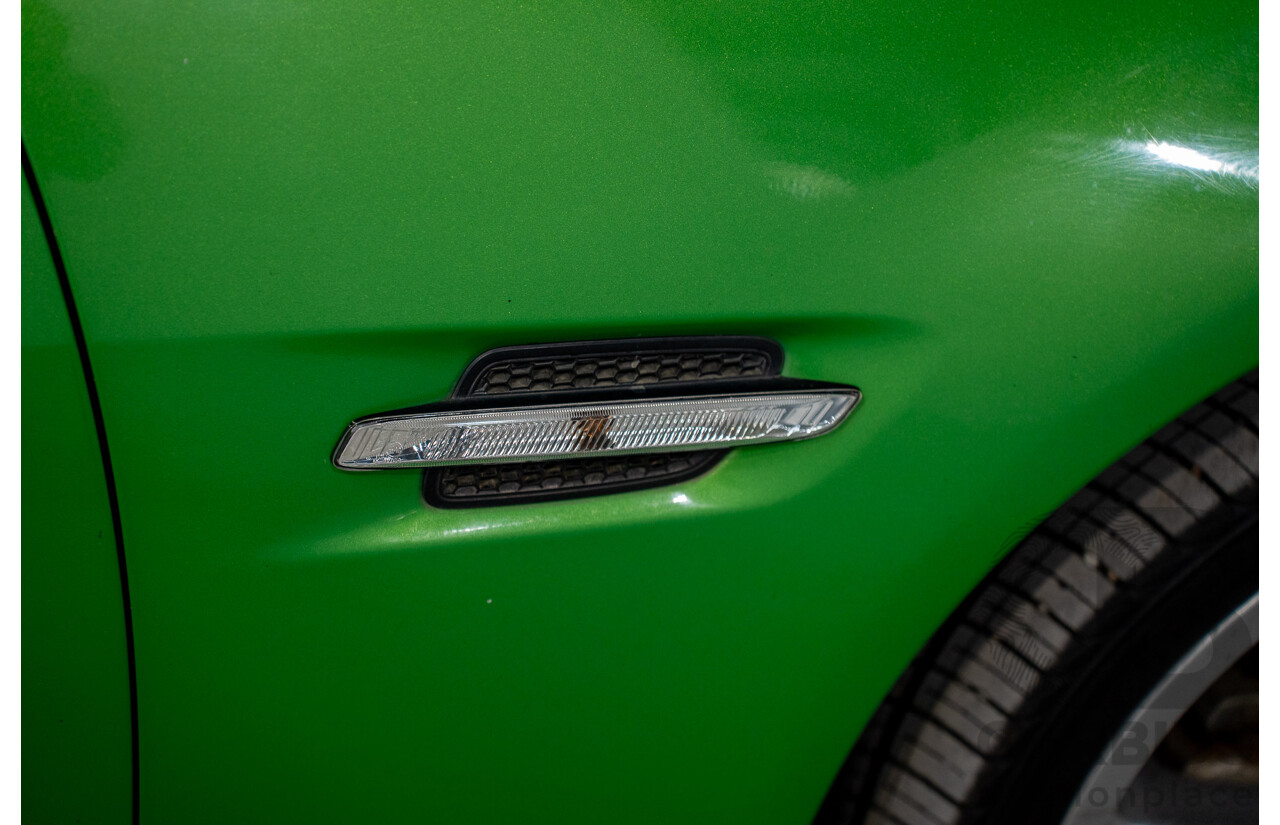 6/2008 Holden Commodore SS-V 60th Anniversary VE MY9.5 4d Sedan Atomic Green Metallic V8 6.0L