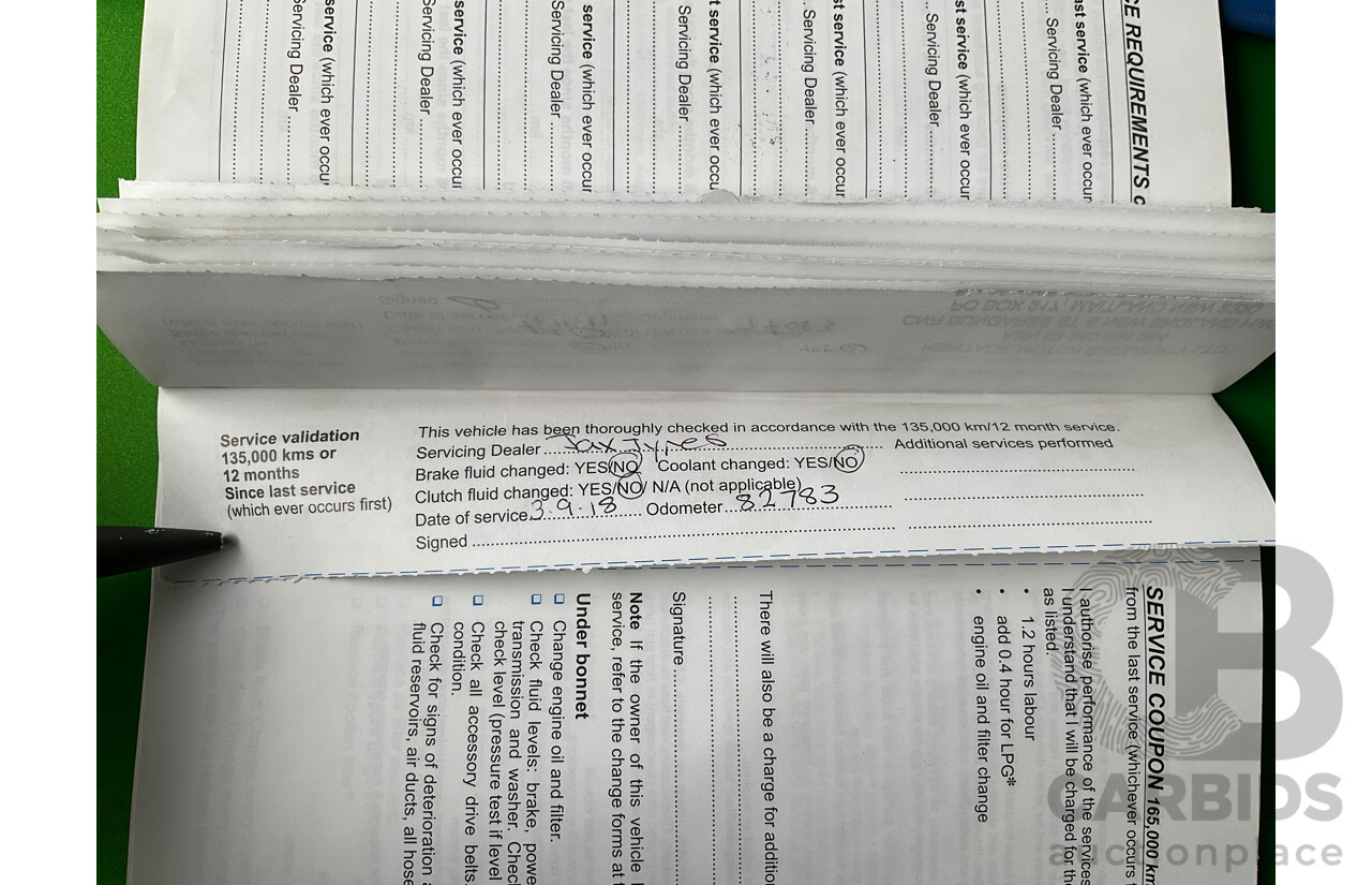 6/2008 Holden Commodore SS-V 60th Anniversary VE MY9.5 4d Sedan Atomic Green Metallic V8 6.0L