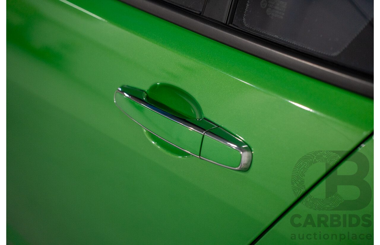 6/2008 Holden Commodore SS-V 60th Anniversary VE MY9.5 4d Sedan Atomic Green Metallic V8 6.0L