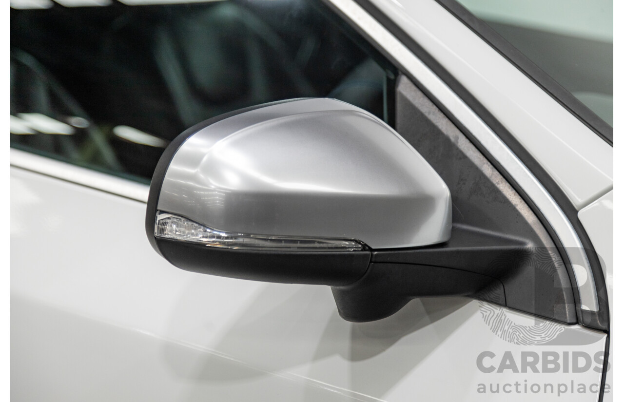 1/2013 Volvo S60 T5 R-Design F MY13 4d Sedan Ice White Turbo 2.0L