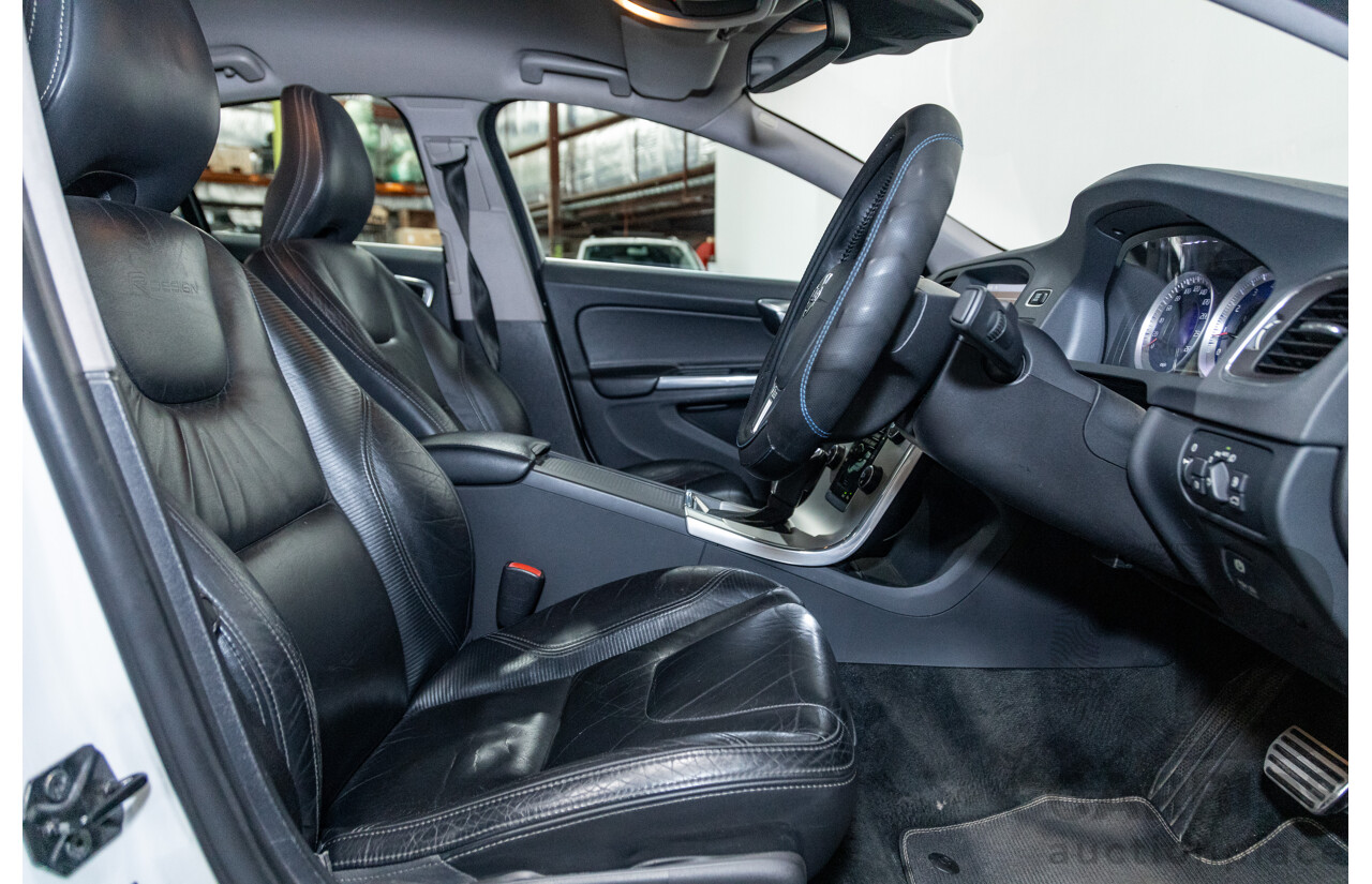 1/2013 Volvo S60 T5 R-Design F MY13 4d Sedan Ice White Turbo 2.0L