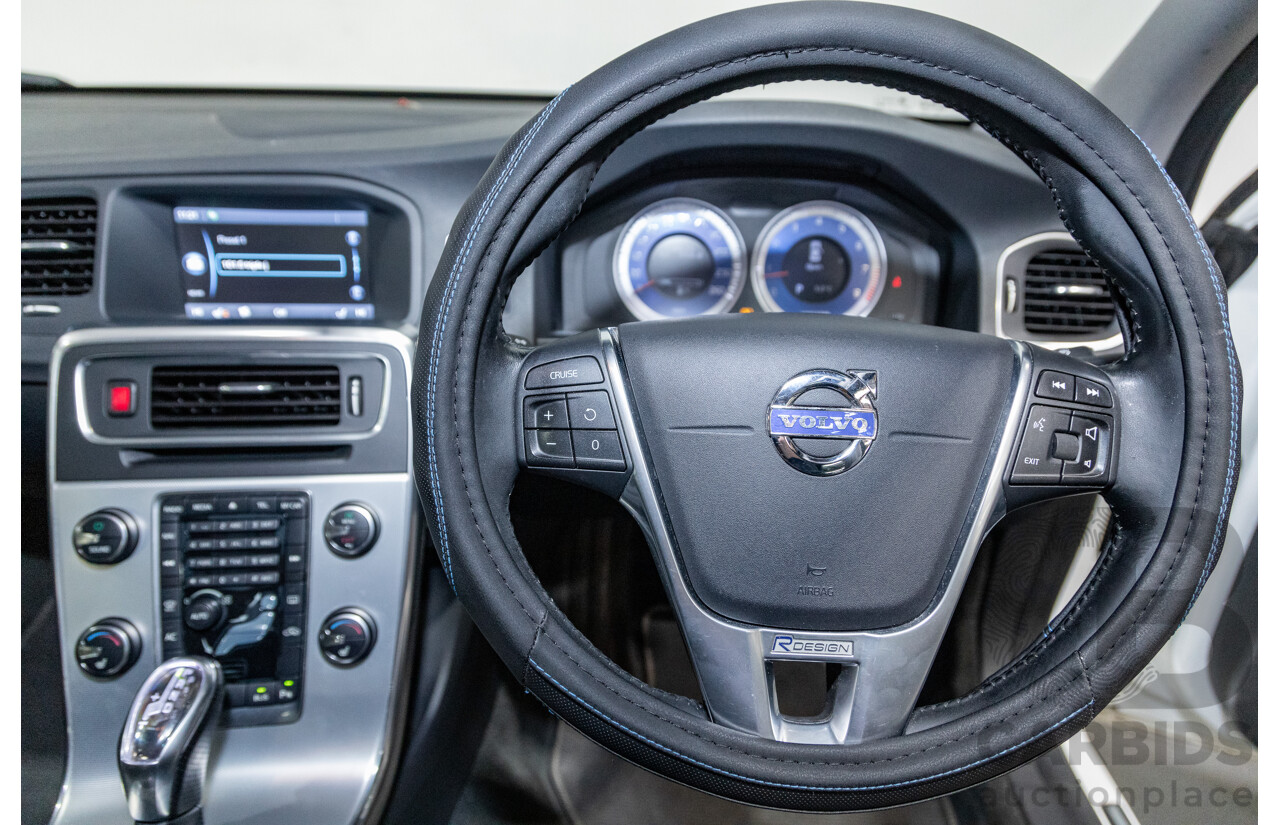 1/2013 Volvo S60 T5 R-Design F MY13 4d Sedan Ice White Turbo 2.0L