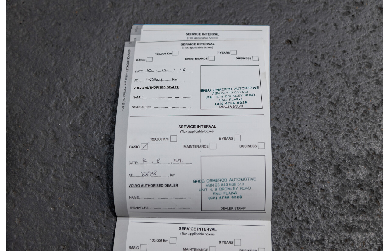 1/2013 Volvo S60 T5 R-Design F MY13 4d Sedan Ice White Turbo 2.0L