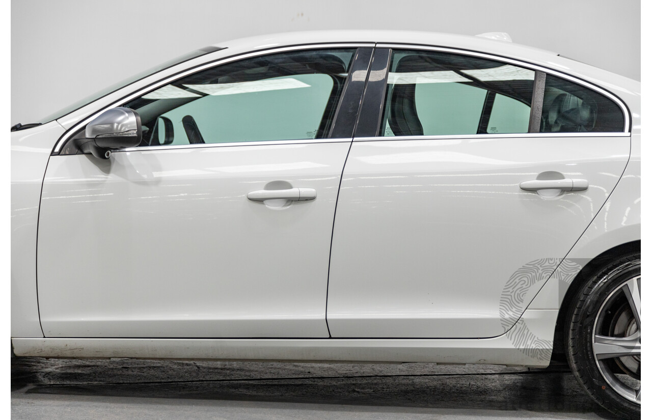 1/2013 Volvo S60 T5 R-Design F MY13 4d Sedan Ice White Turbo 2.0L