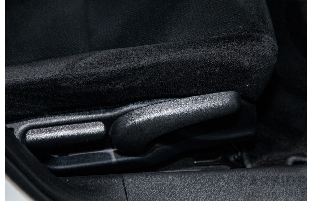 10/2013 Honda Accord VTi-S 4d Sedan Pearl White Orchid 2.4L