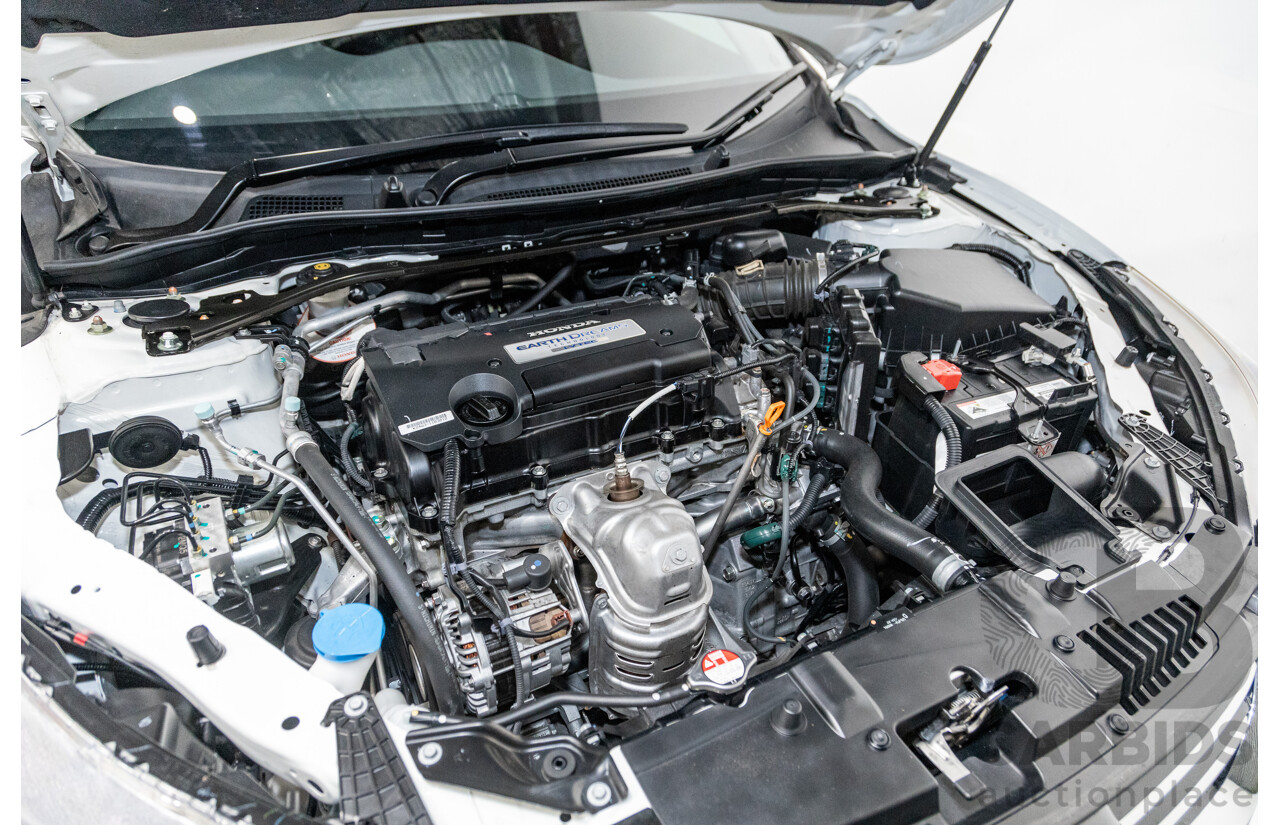 10/2013 Honda Accord VTi-S 4d Sedan Pearl White Orchid 2.4L