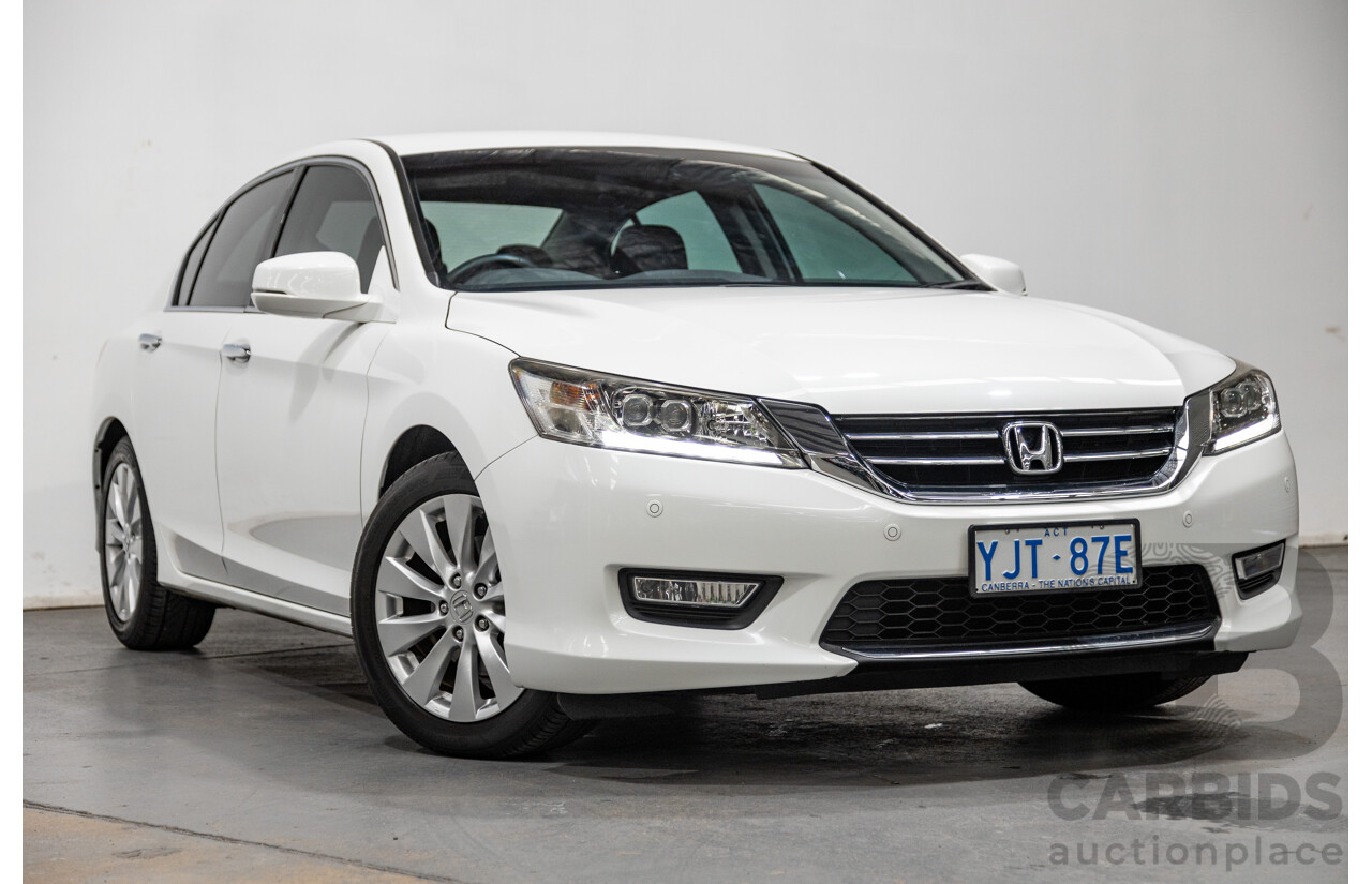 10/2013 Honda Accord VTi-S 4d Sedan Pearl White Orchid 2.4L