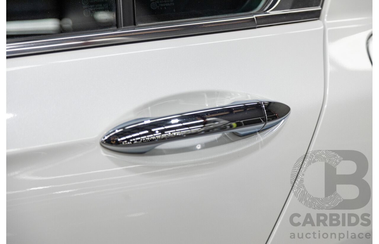 10/2013 Honda Accord VTi-S 4d Sedan Pearl White Orchid 2.4L