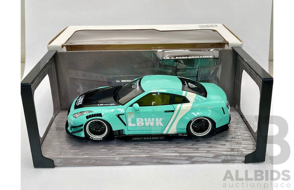 Solido 2020 Nissan R35 GTR Liberty - Lot 1576009 | ALLBIDS