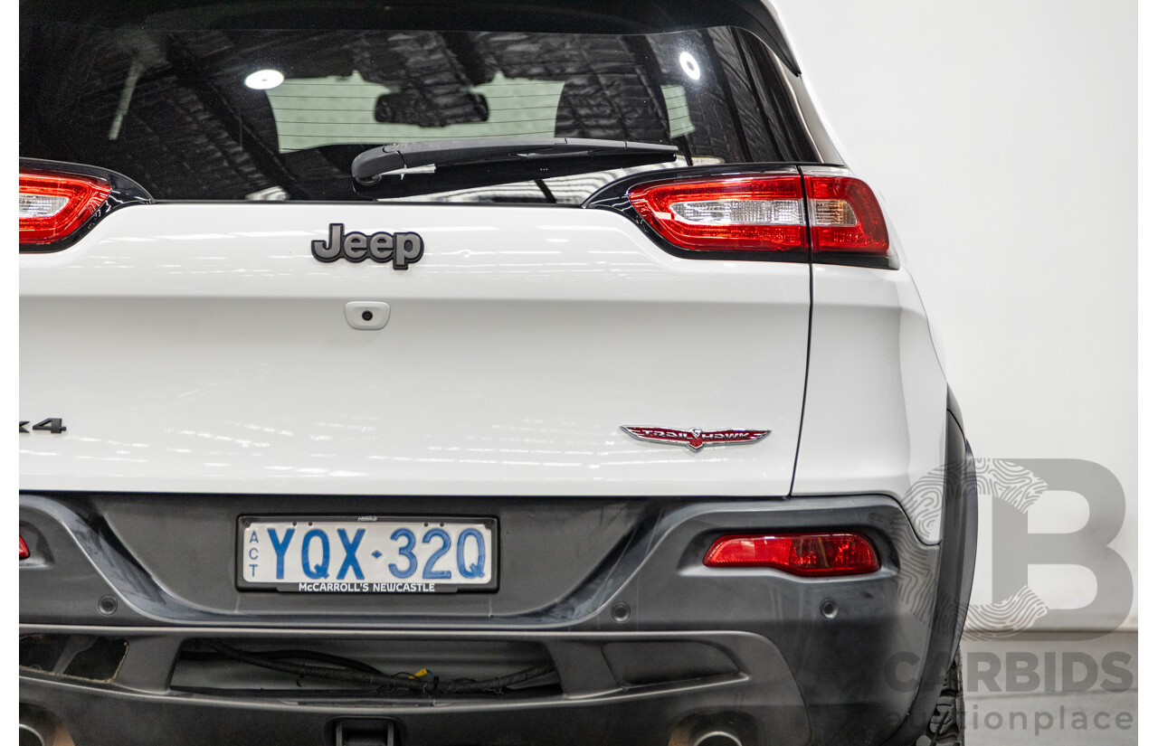 07/2015 Jeep Cherokee Trailhawk (4x4) KL MY15 4d Wagon Bright White V6 3.2L