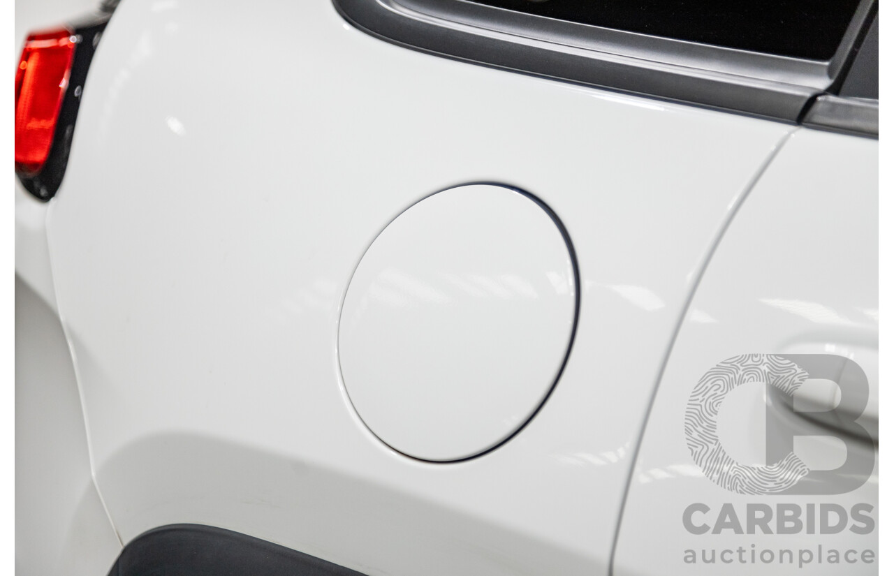 07/2015 Jeep Cherokee Trailhawk (4x4) KL MY15 4d Wagon Bright White V6 3.2L