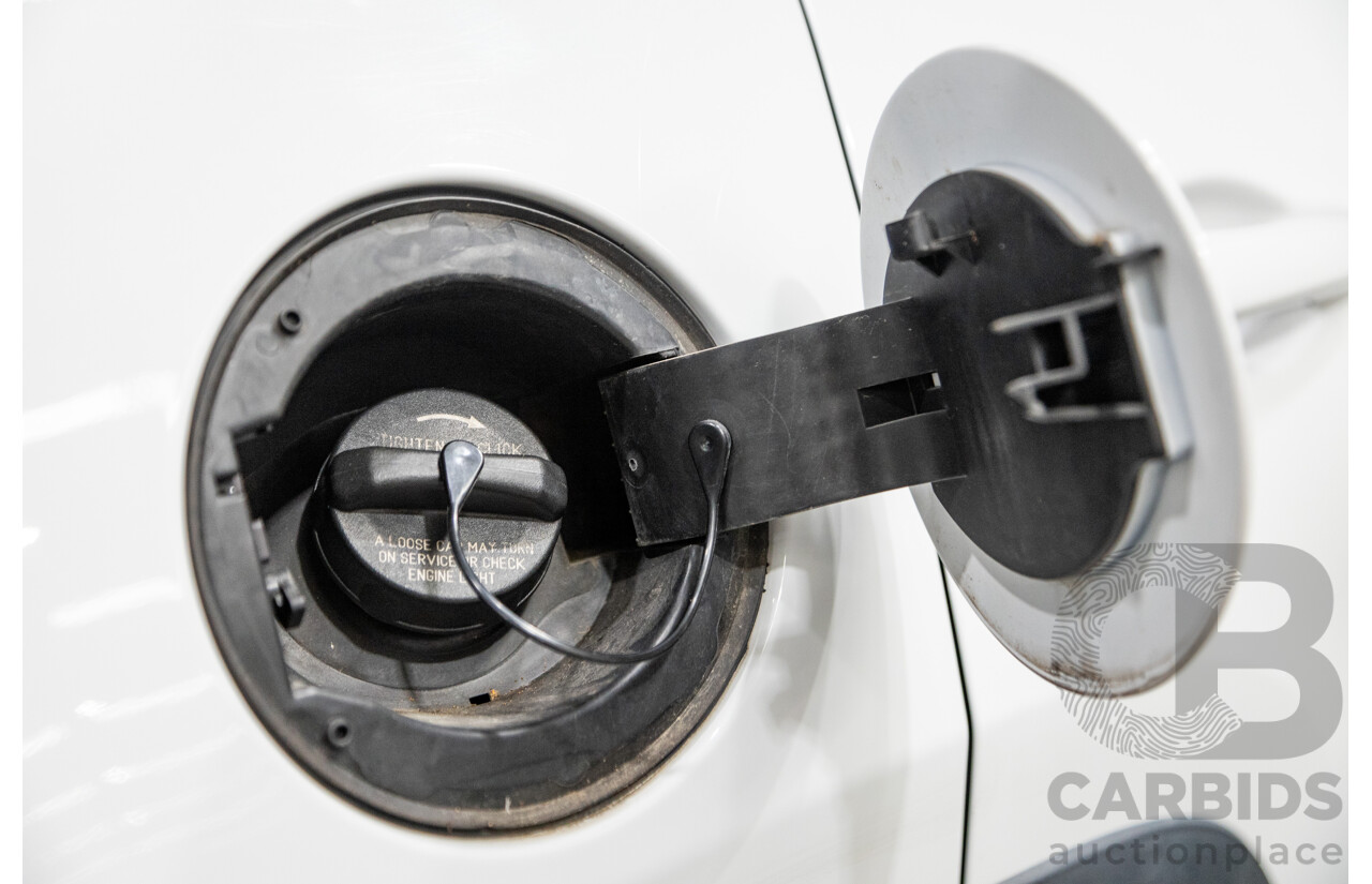 07/2015 Jeep Cherokee Trailhawk (4x4) KL MY15 4d Wagon Bright White V6 3.2L