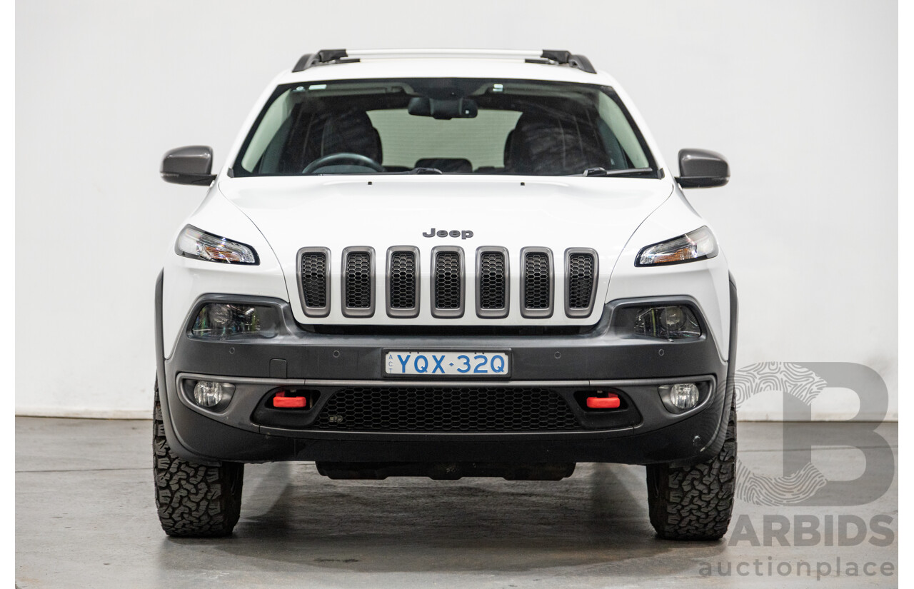 07/2015 Jeep Cherokee Trailhawk (4x4) KL MY15 4d Wagon Bright White V6 3.2L
