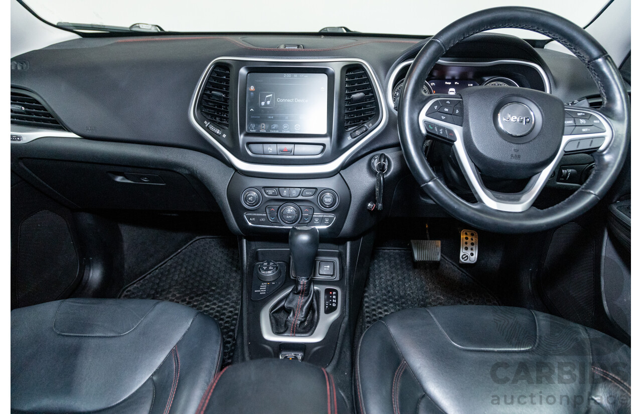 07/2015 Jeep Cherokee Trailhawk (4x4) KL MY15 4d Wagon Bright White V6 3.2L