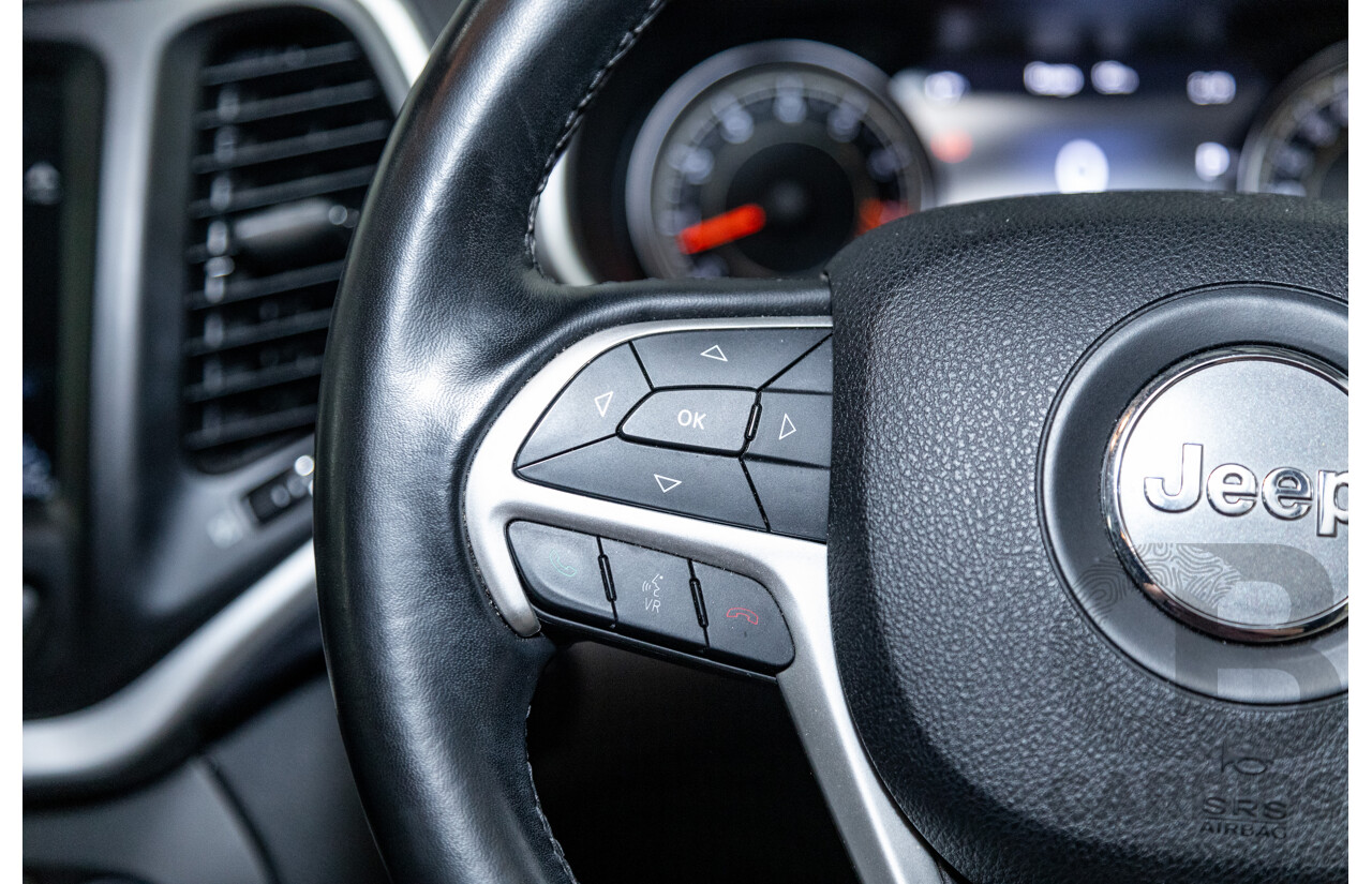 07/2015 Jeep Cherokee Trailhawk (4x4) KL MY15 4d Wagon Bright White V6 3.2L